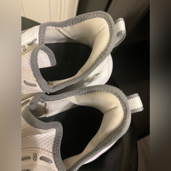 ADIDAS Impact FLX White Silver Grey Football Training Shoes Sneakers Mens 9.5 - Picture 3 of 11